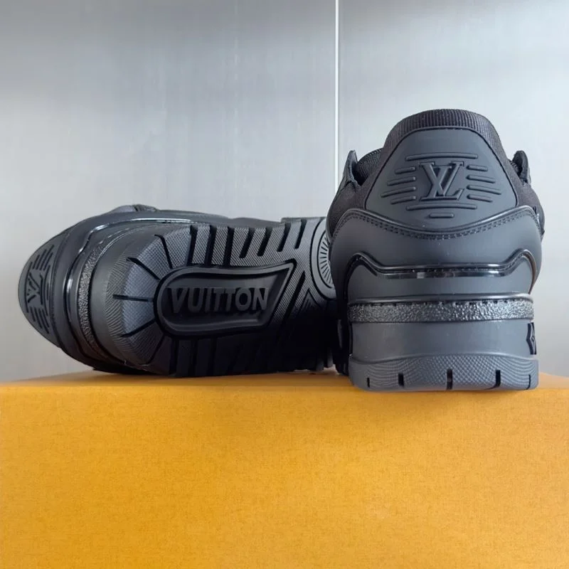 Affordable Louis Vuitton Trainer Sneaker 31490