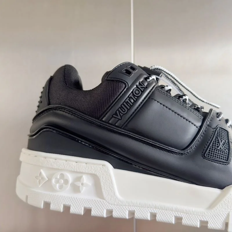 Louis Vuitton Trainer Sneaker Timeless 31506