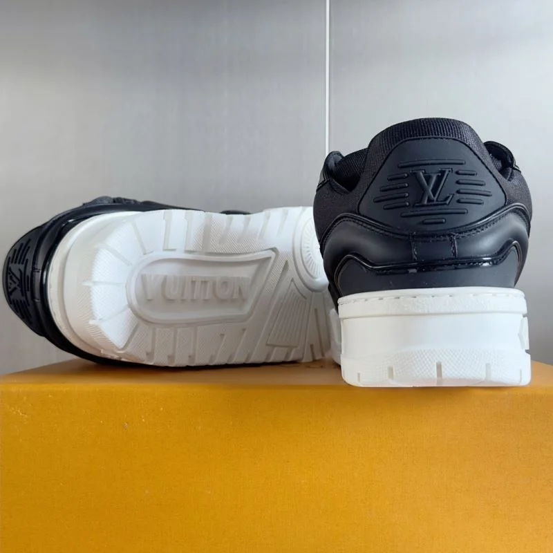 Louis Vuitton Trainer Sneaker Timeless 31506