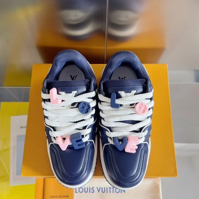 Louis Vuitton Trainer Sneaker Fashionable 31486