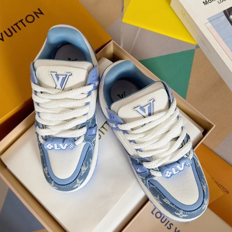 Trendsetting Louis Vuitton Trainer Sneaker 31492