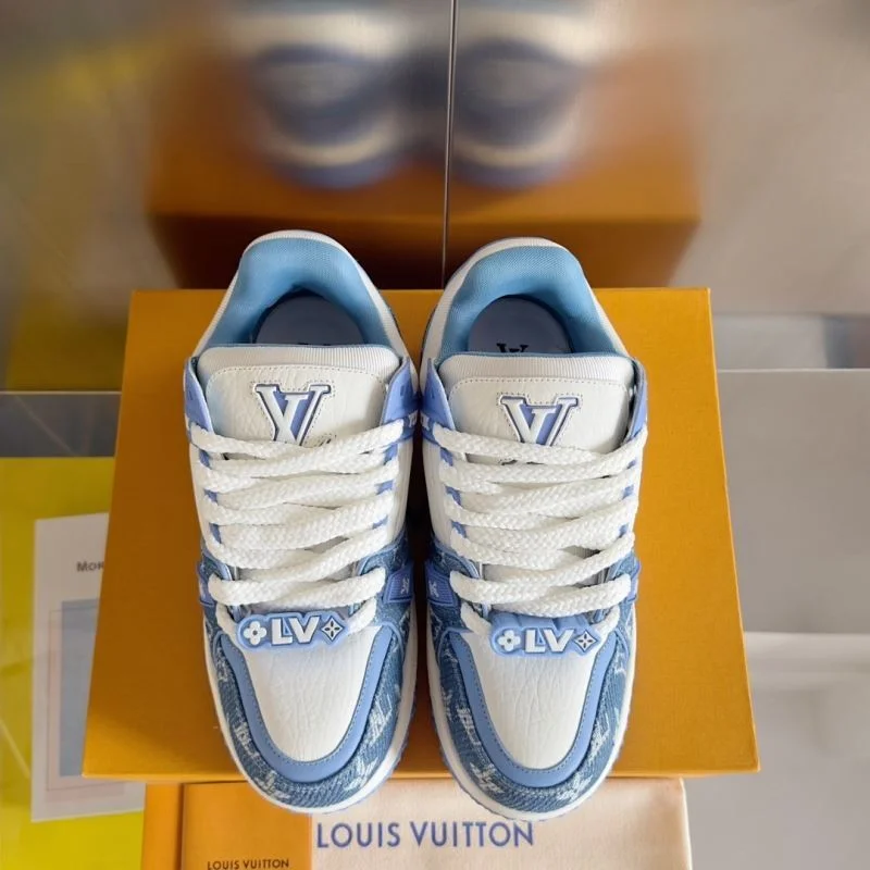 Trendsetting Louis Vuitton Trainer Sneaker 31492