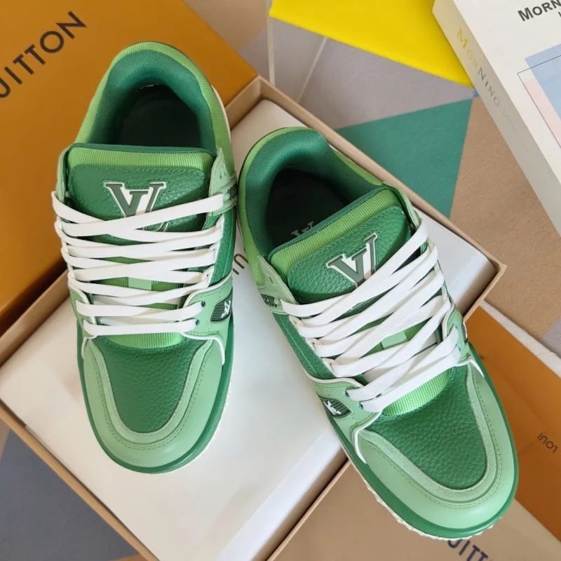 Louis Vuitton Trainer Sneaker Resilient 31493