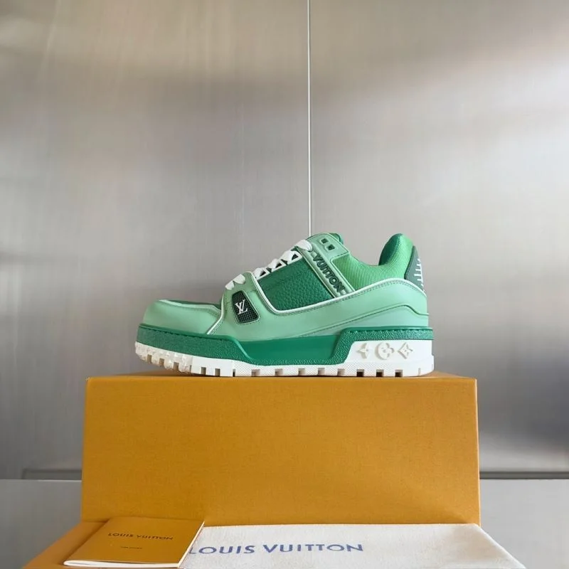 Louis Vuitton Trainer Sneaker Resilient 31493