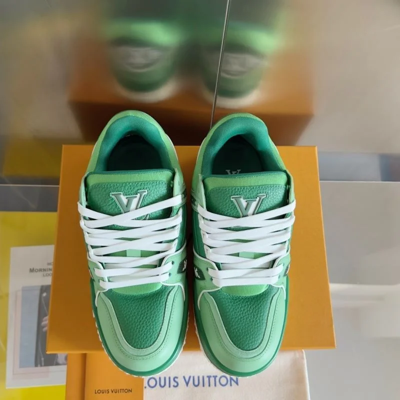 Louis Vuitton Trainer Sneaker Resilient 31493