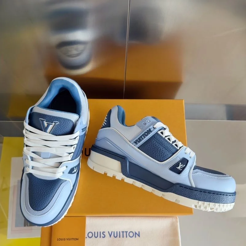 Youthful Louis Vuitton Trainer Sneaker 31514