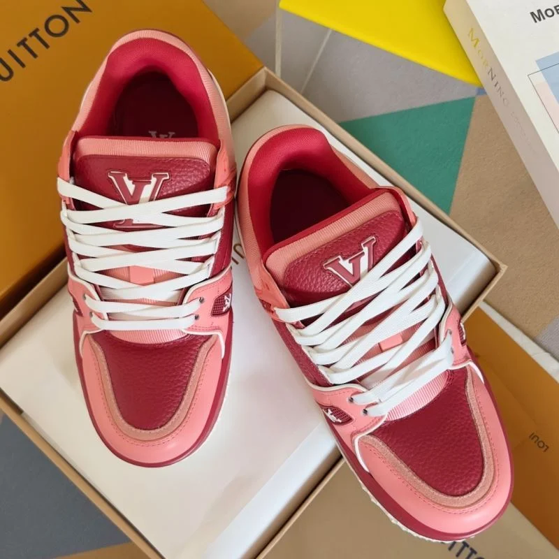 Chic Louis Vuitton Trainer Sneaker 31505