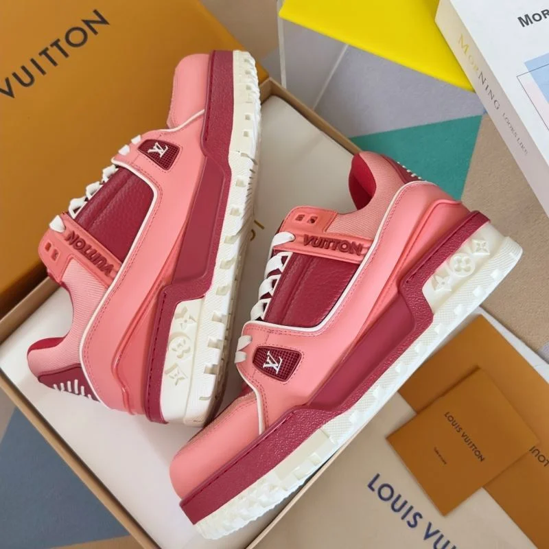 Chic Louis Vuitton Trainer Sneaker 31505