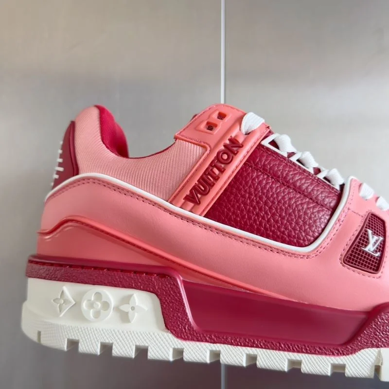 Chic Louis Vuitton Trainer Sneaker 31505