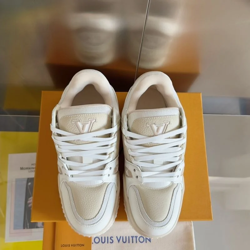 Louis Vuitton Trainer Sneaker Original 31482