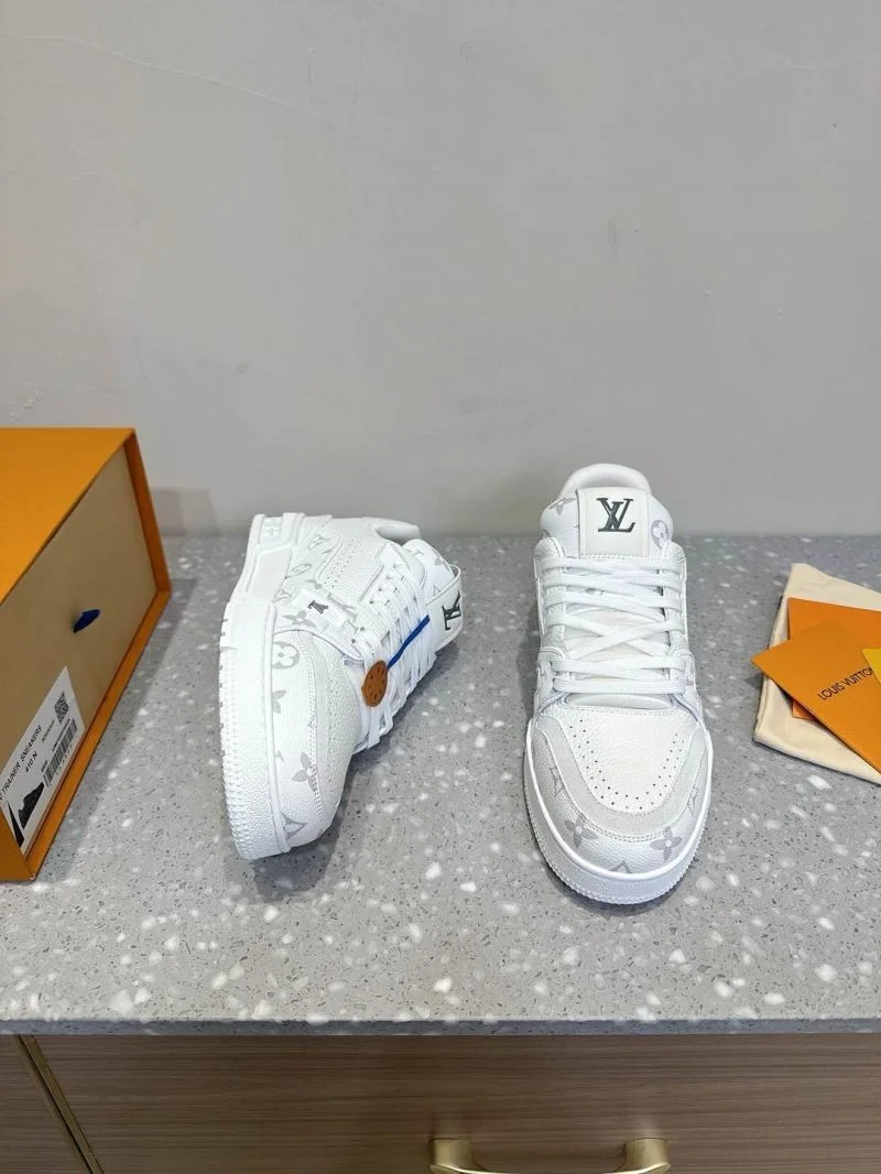 Louis Vuitton Trainer Sneaker Modern 31499