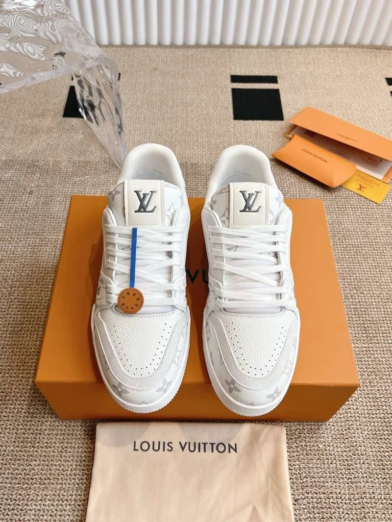 SmartChoice Louis Vuitton Trainer Sneaker 31484