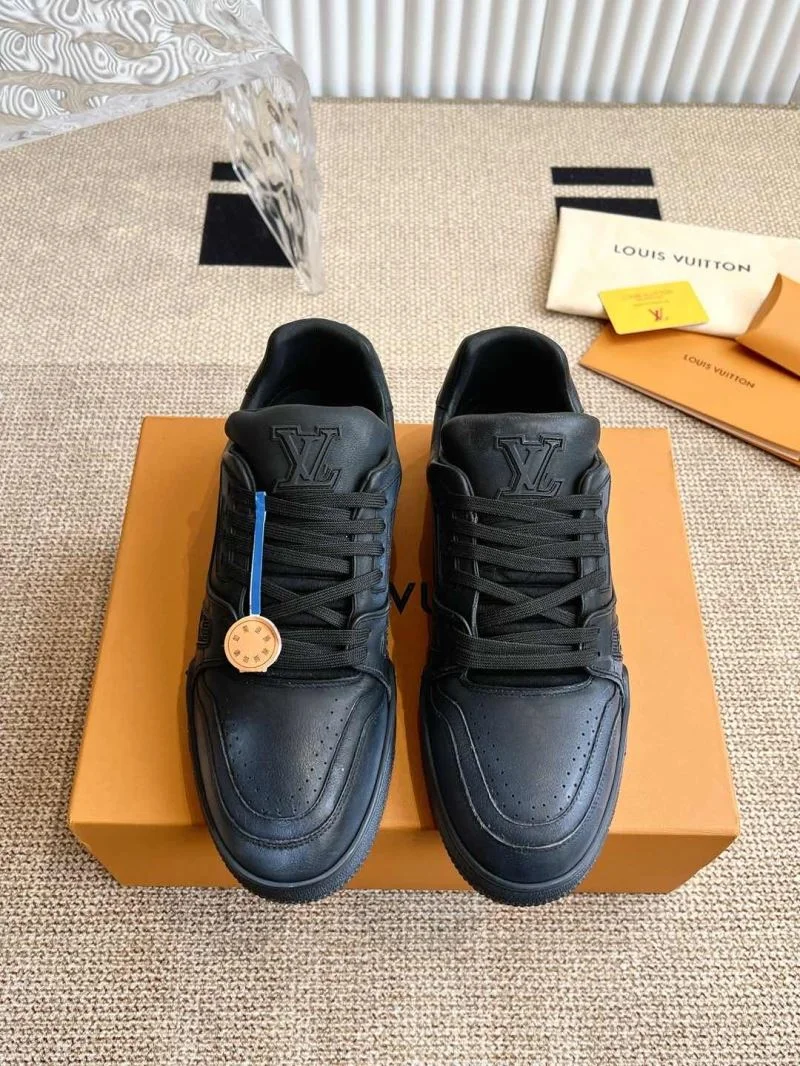 OnTrend Louis Vuitton Trainer Sneaker 31480