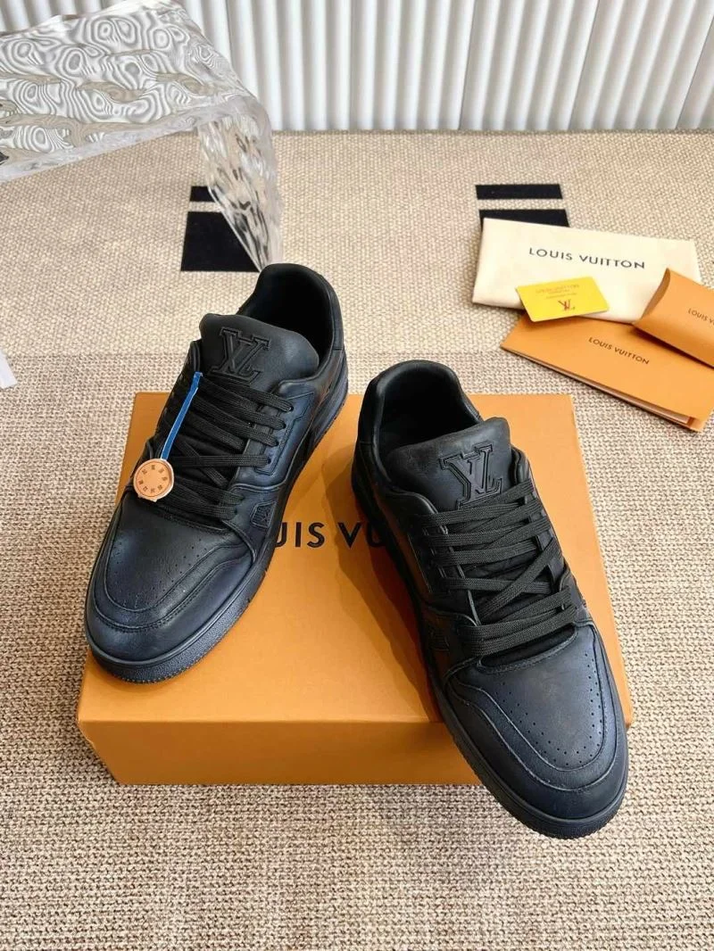 OnTrend Louis Vuitton Trainer Sneaker 31480