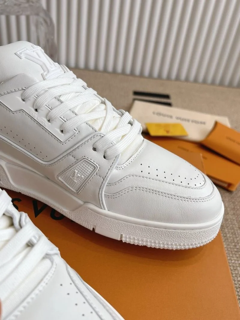 TimelessDesign Louis Vuitton Trainer Sneaker 31481