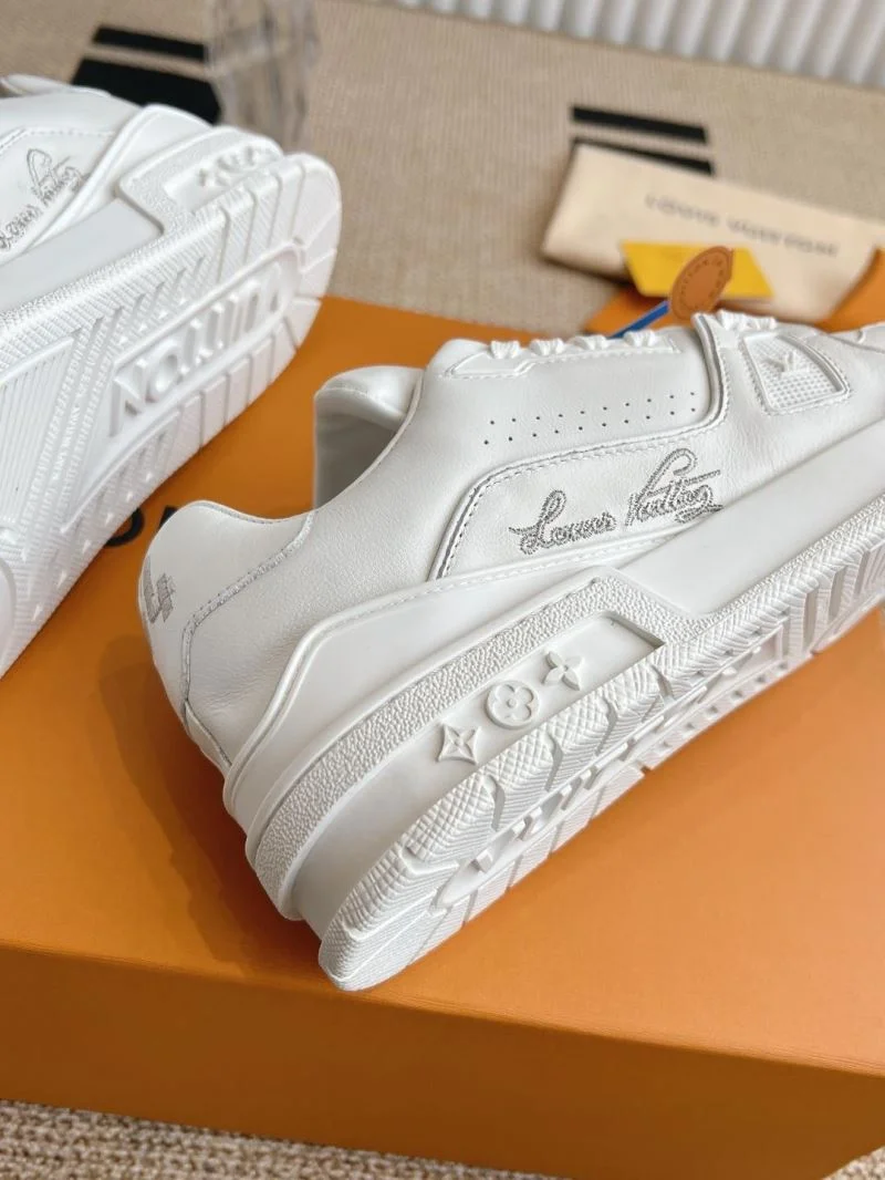 TimelessDesign Louis Vuitton Trainer Sneaker 31481
