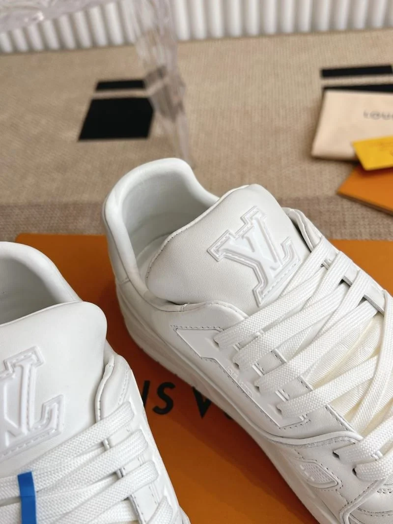 TimelessDesign Louis Vuitton Trainer Sneaker 31481