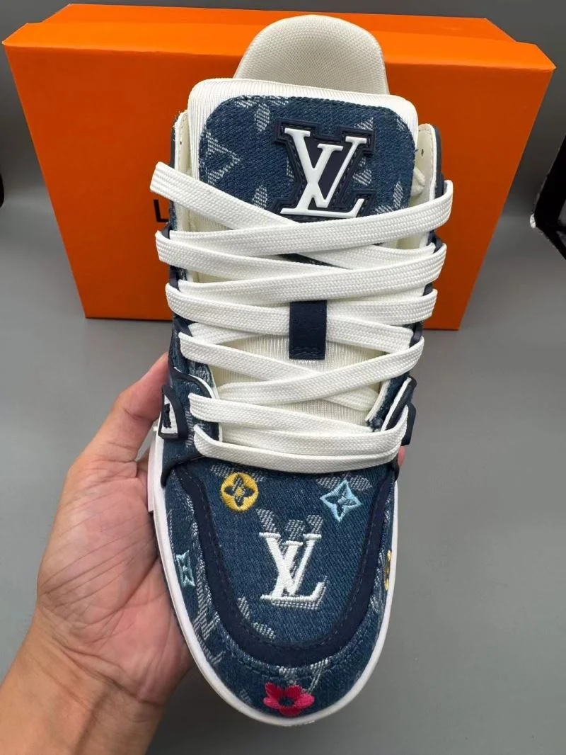 Tailored Louis Vuitton Trainer Sneaker 31476
