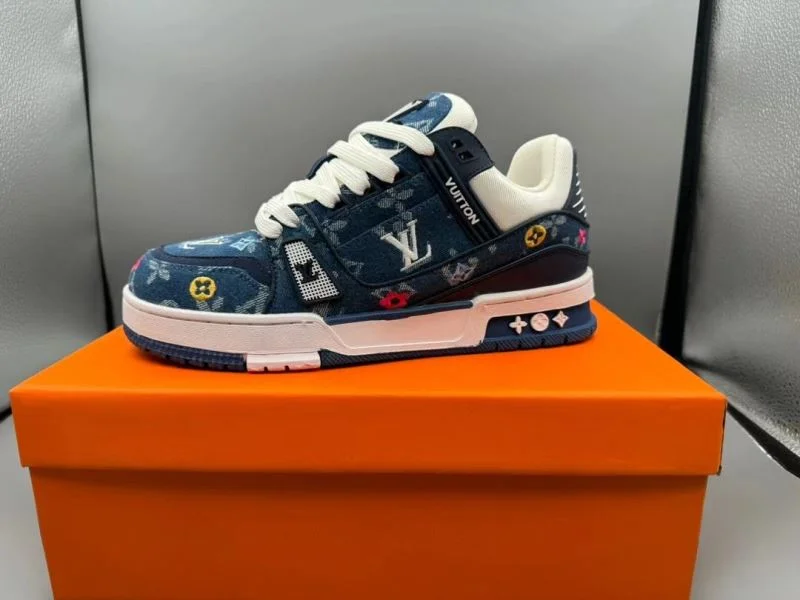 Tailored Louis Vuitton Trainer Sneaker 31476