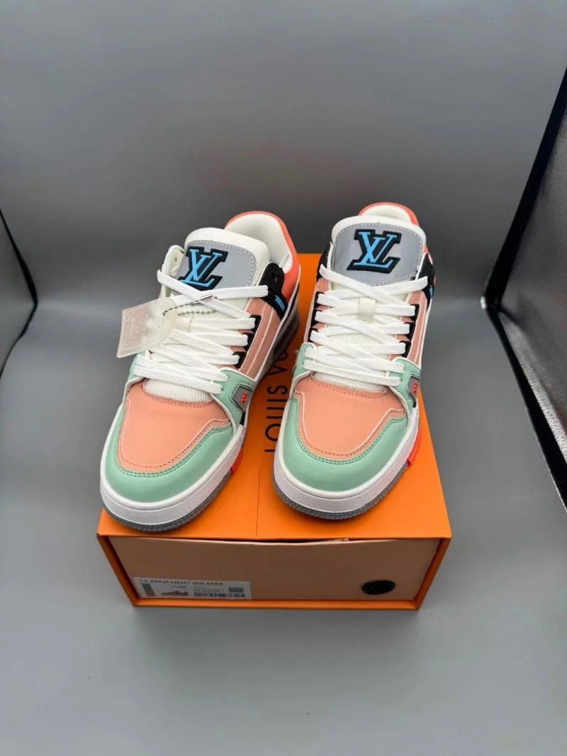 Louis Vuitton Trainer Sneaker WeatherProof 31473