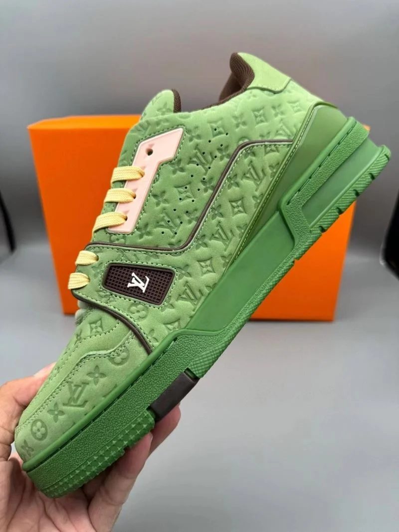 Louis Vuitton Trainer Sneaker TopPick 31465