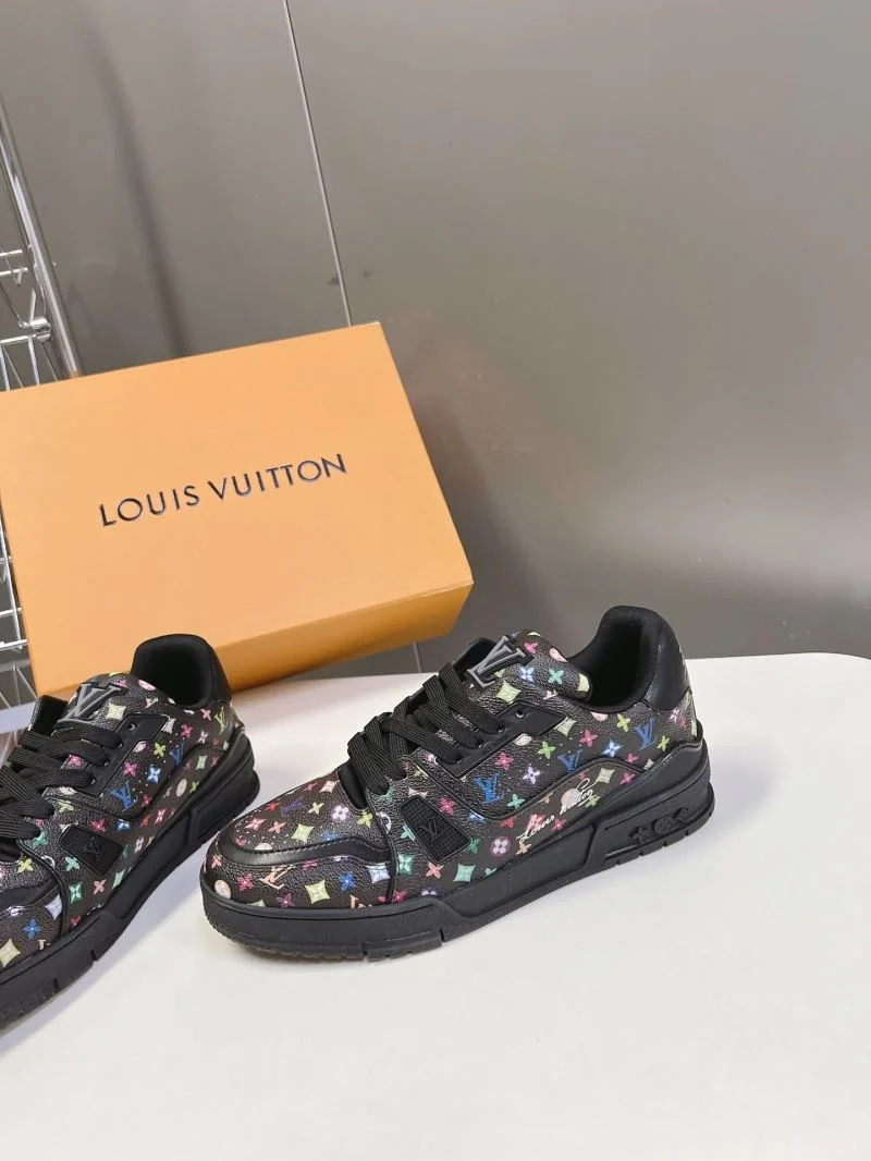Seasonal Louis Vuitton Trainer Sneaker 31475