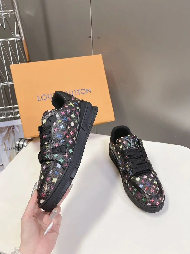 Seasonal Louis Vuitton Trainer Sneaker 31475