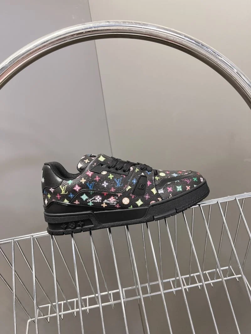 Seasonal Louis Vuitton Trainer Sneaker 31475
