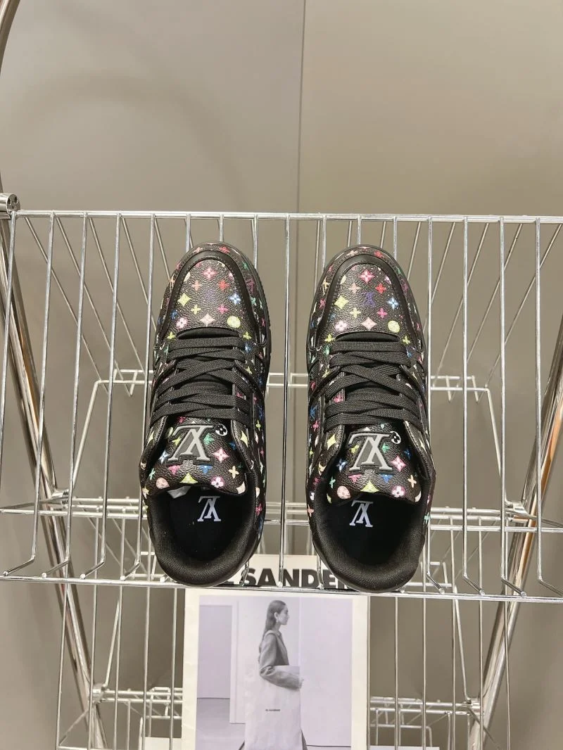 Seasonal Louis Vuitton Trainer Sneaker 31475