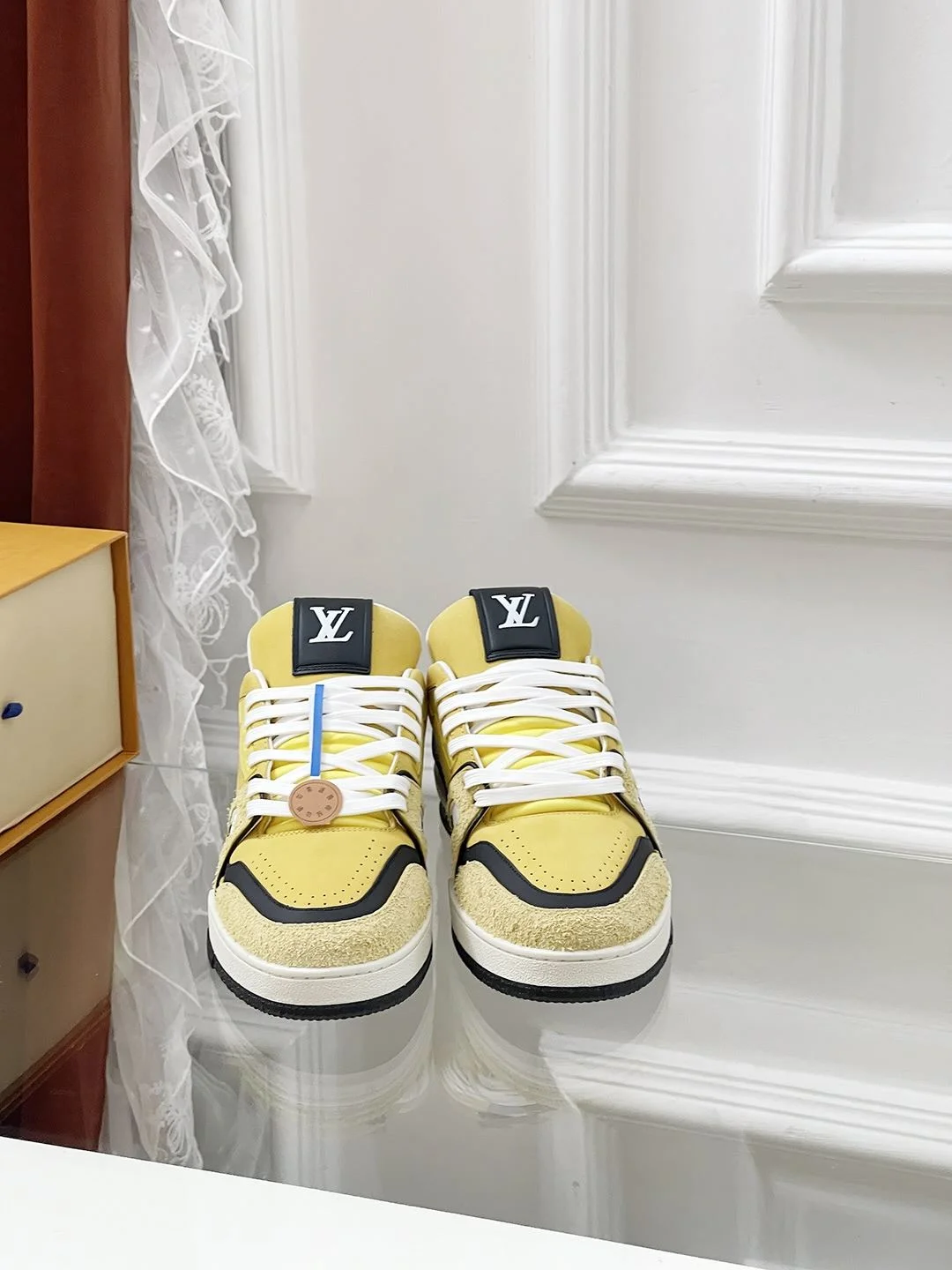 Louis Vuitton Trainer Sneaker Breathable 31464