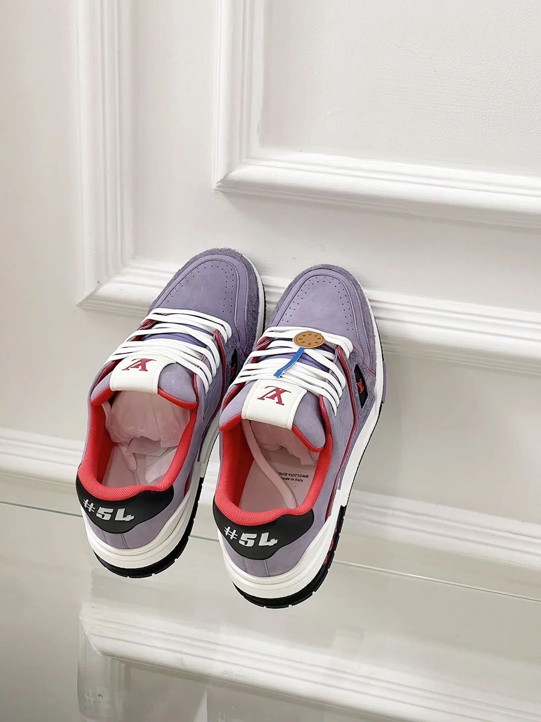 Lightweight Louis Vuitton Trainer Sneaker 31455