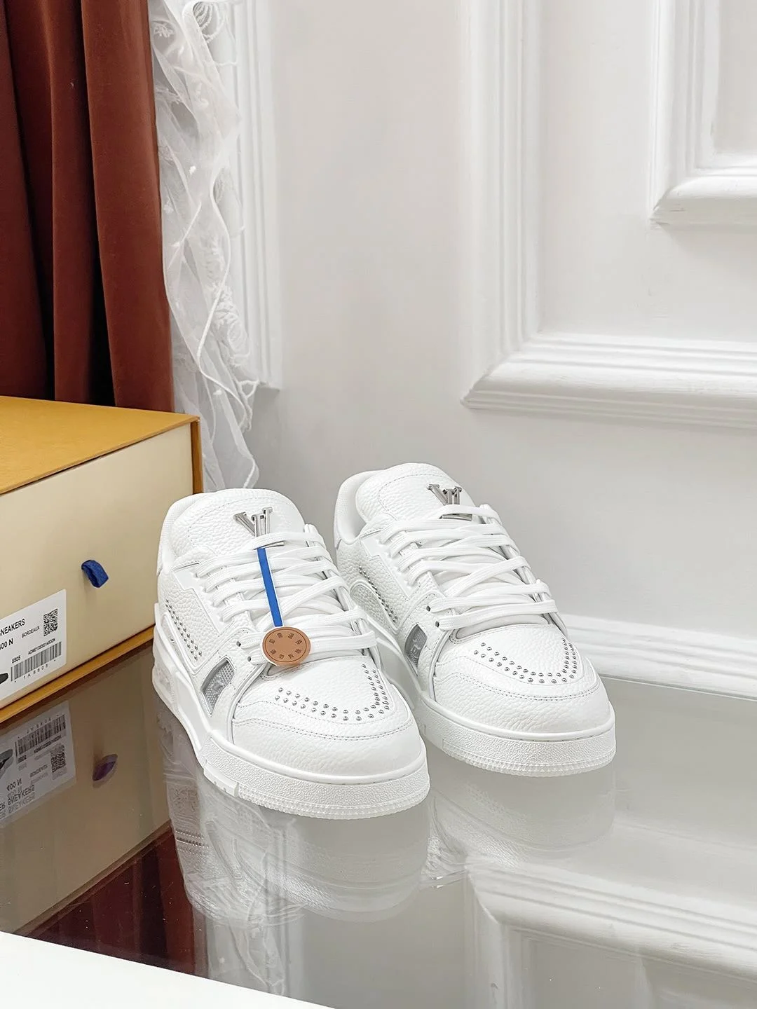 WaterResistant Louis Vuitton Trainer Sneaker 31469