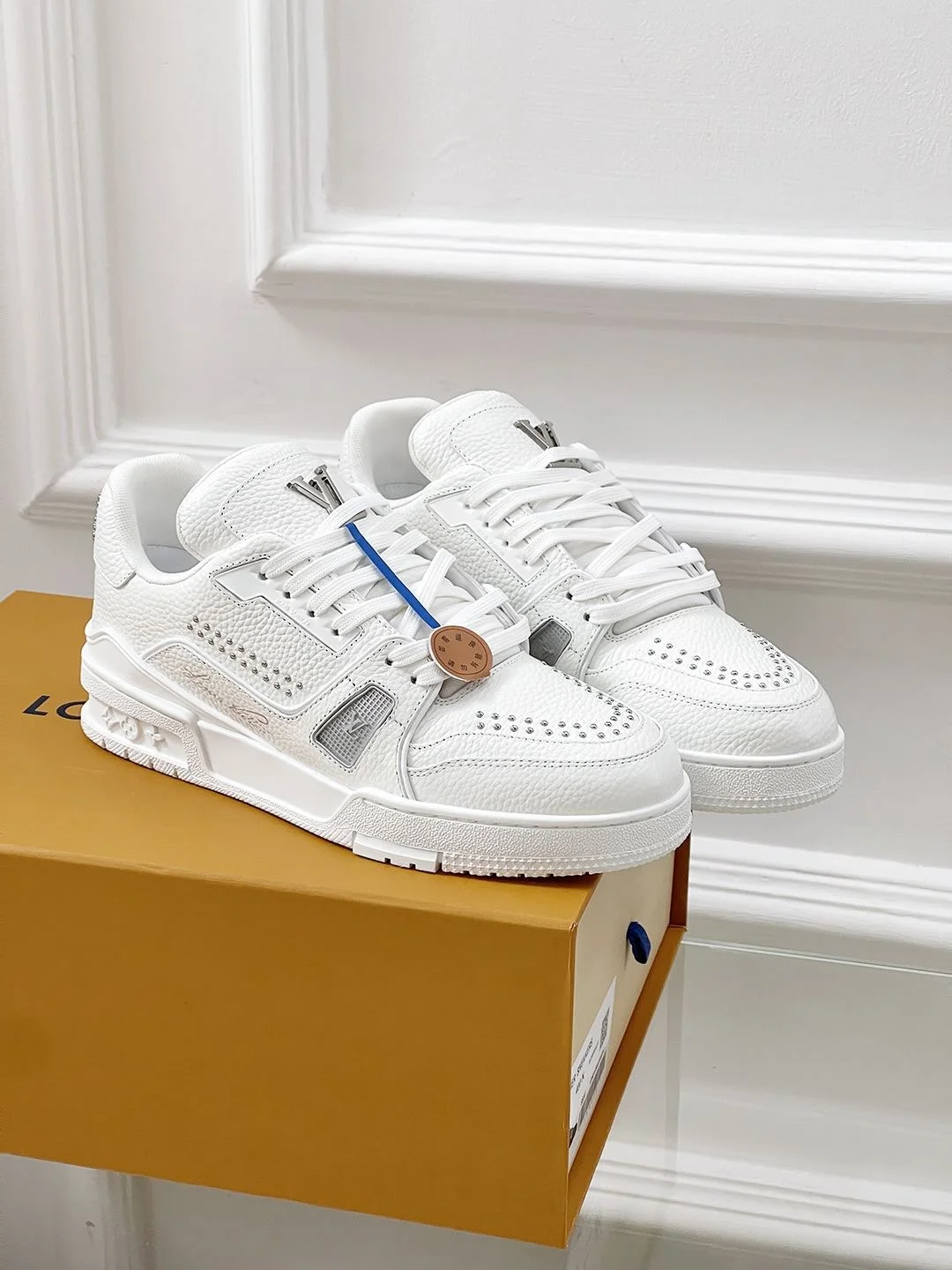 WaterResistant Louis Vuitton Trainer Sneaker 31469