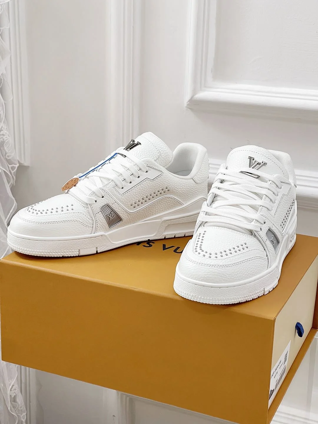 WaterResistant Louis Vuitton Trainer Sneaker 31469