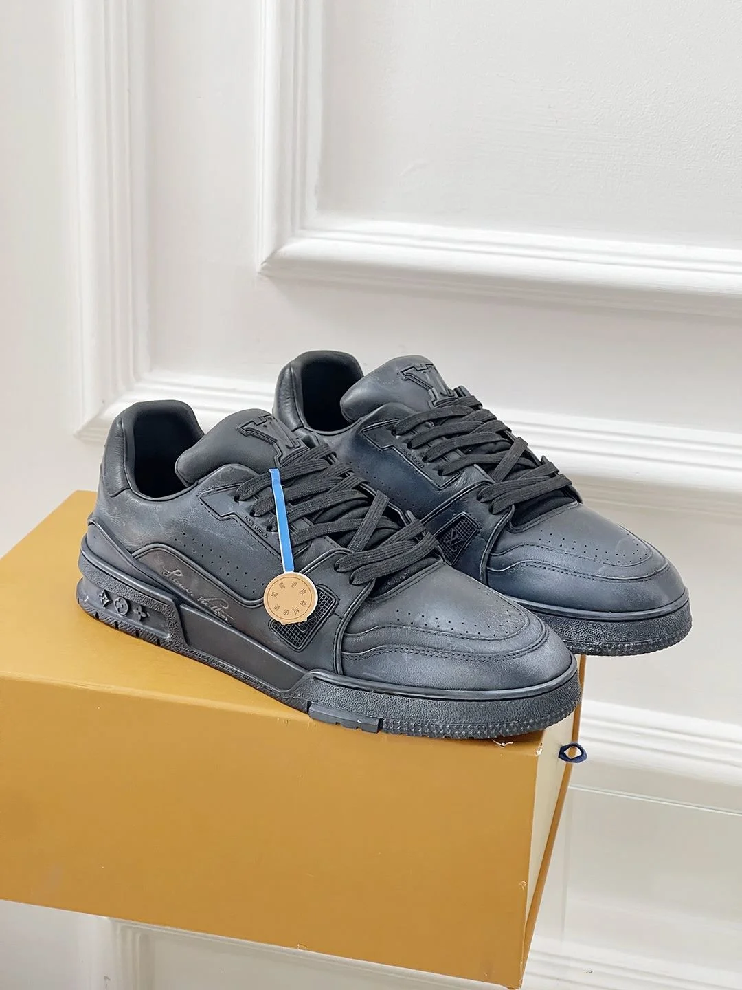 Louis Vuitton Trainer Sneaker SmartChoice 31454