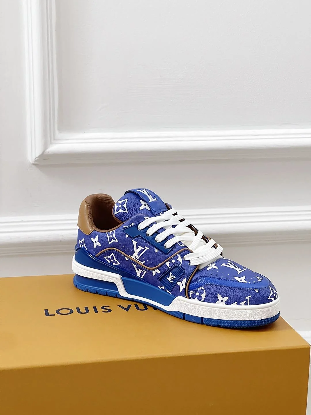 Louis Vuitton Trainer Sneaker WrinkleFree 31467