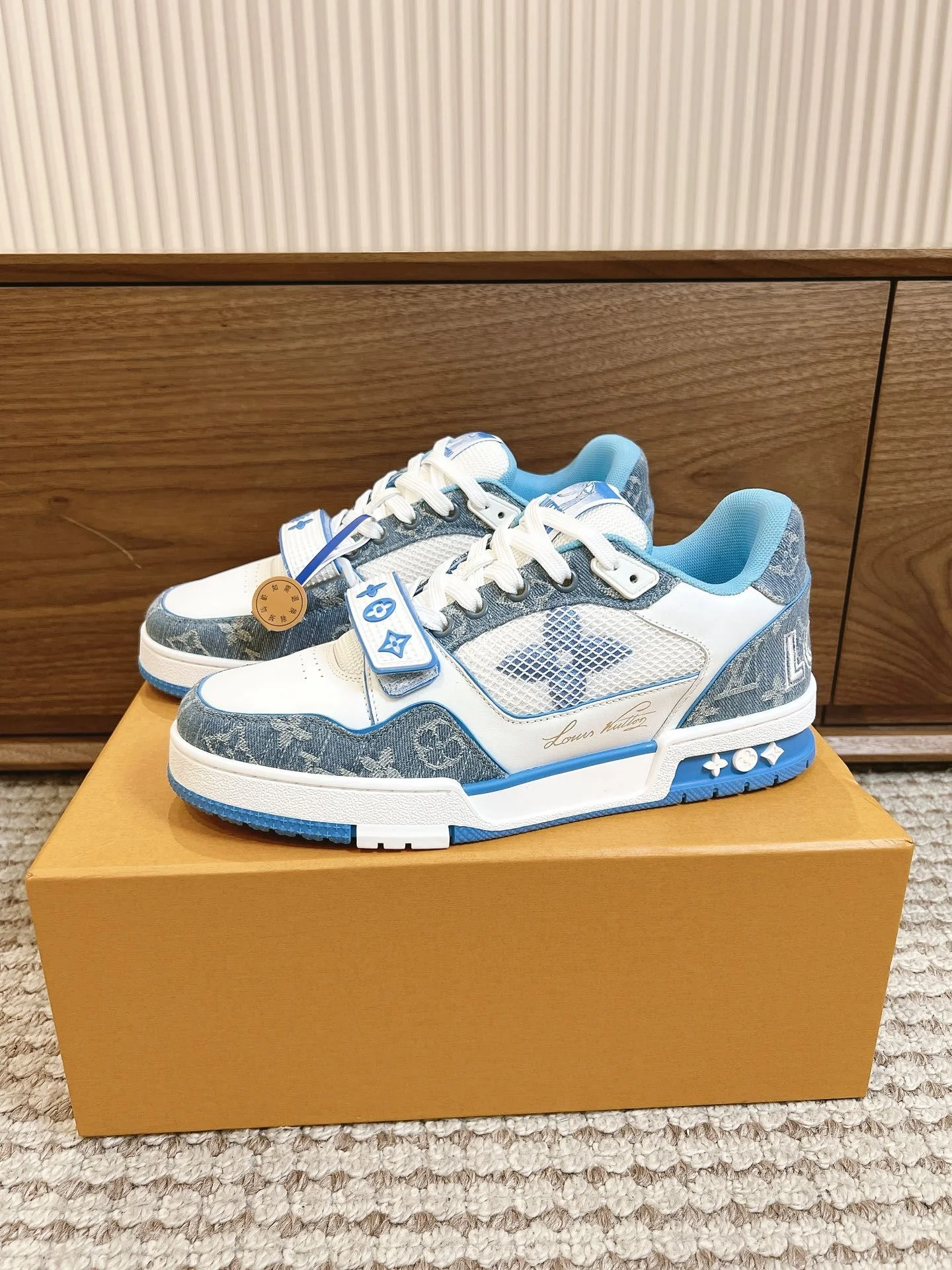 Louis Vuitton Trainer Sneaker Trendy 31457