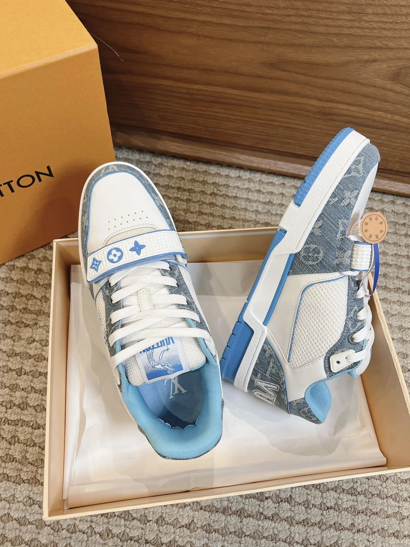 Louis Vuitton Trainer Sneaker Trendy 31457