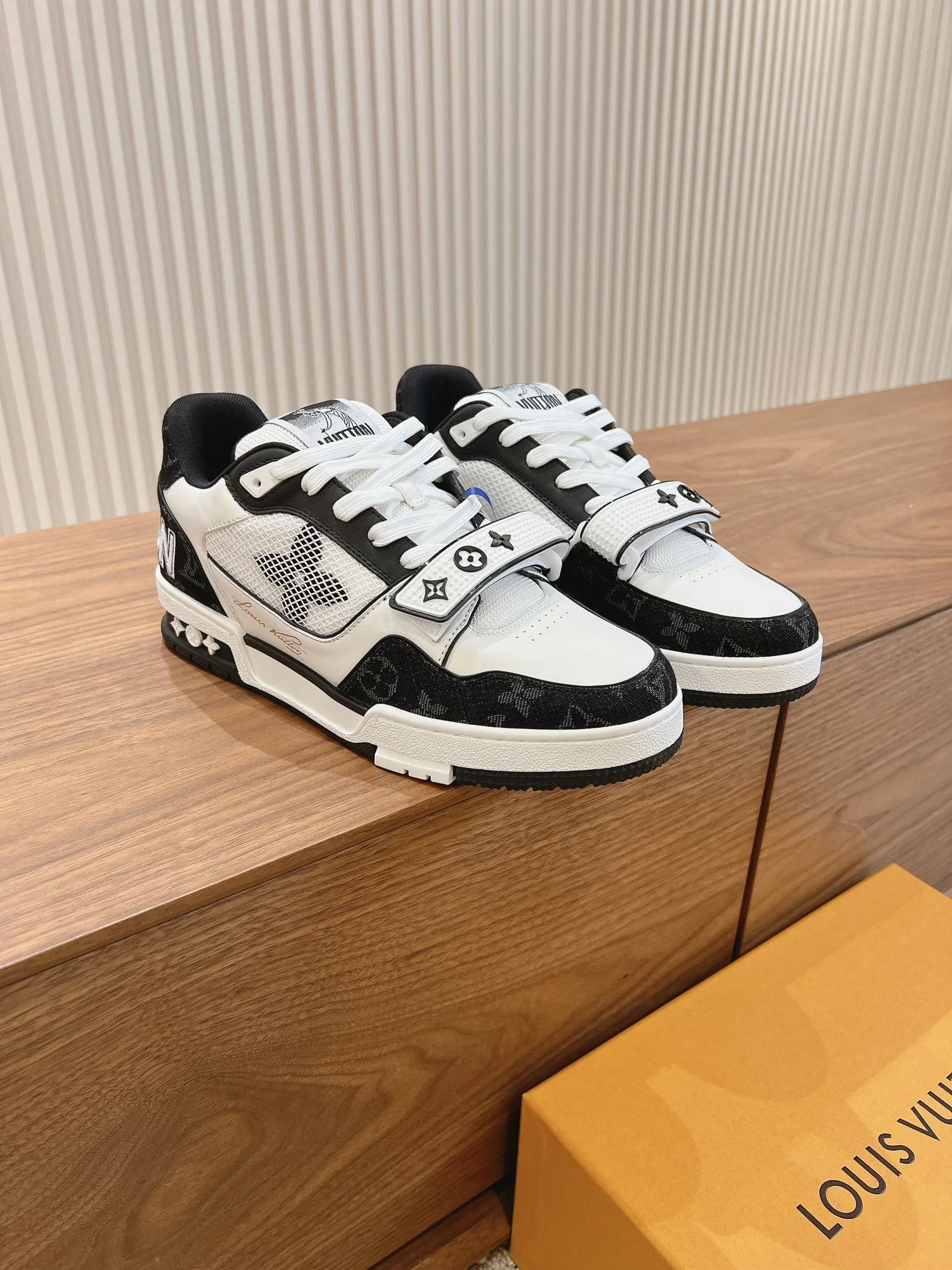 Louis Vuitton Trainer Sneaker StreetReady 31442