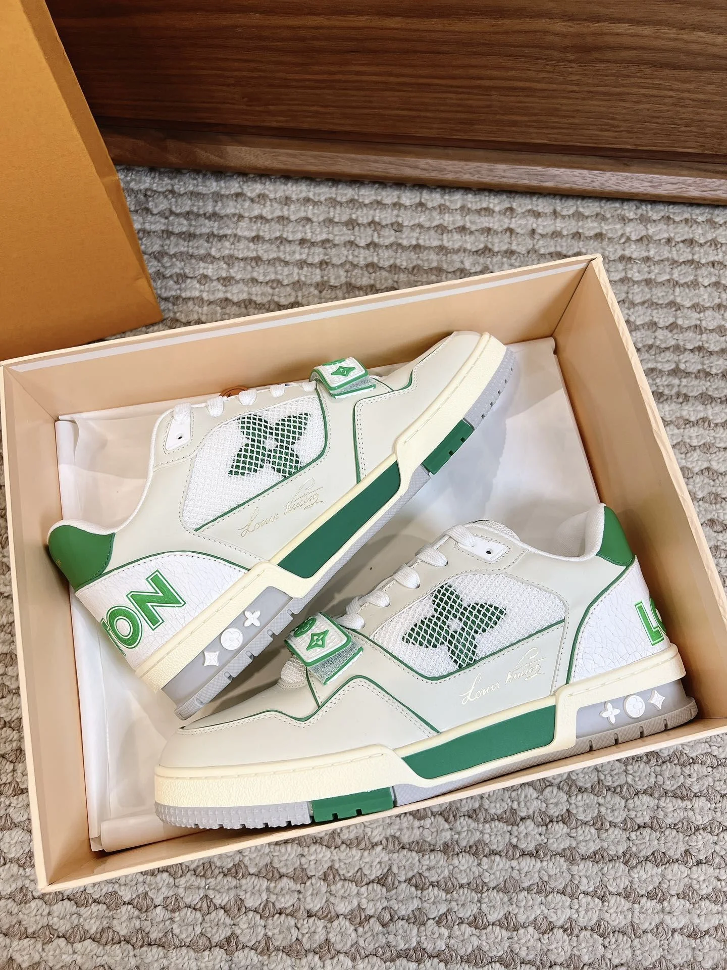 Upgraded Louis Vuitton Trainer Sneaker 31446