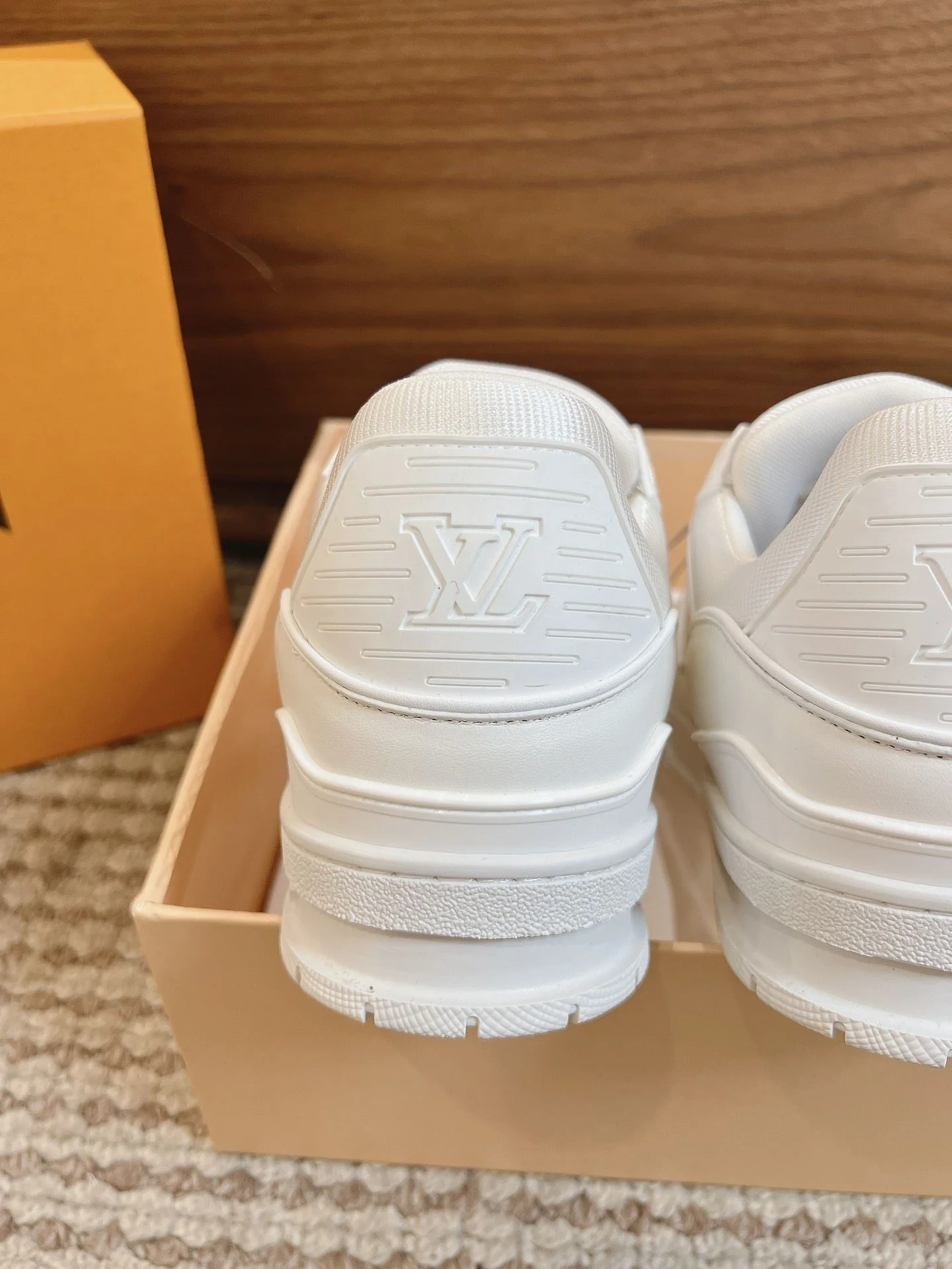 Louis Vuitton Trainer Sneaker Comfortable 31447