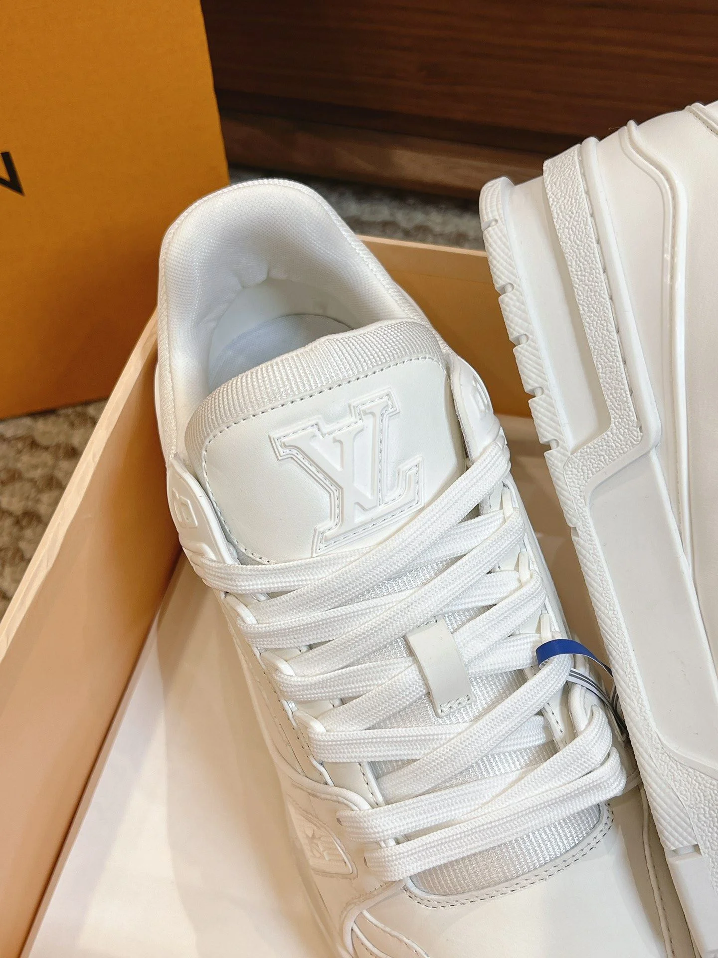 Louis Vuitton Trainer Sneaker Comfortable 31447