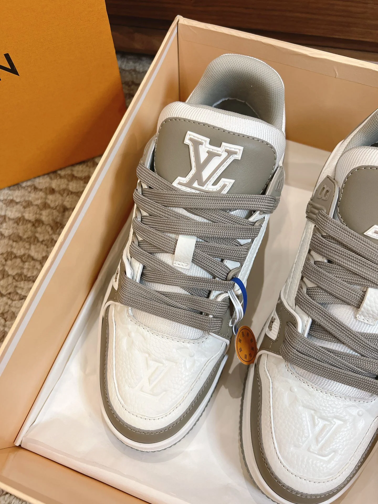 Louis Vuitton Trainer Sneaker Snug 31440
