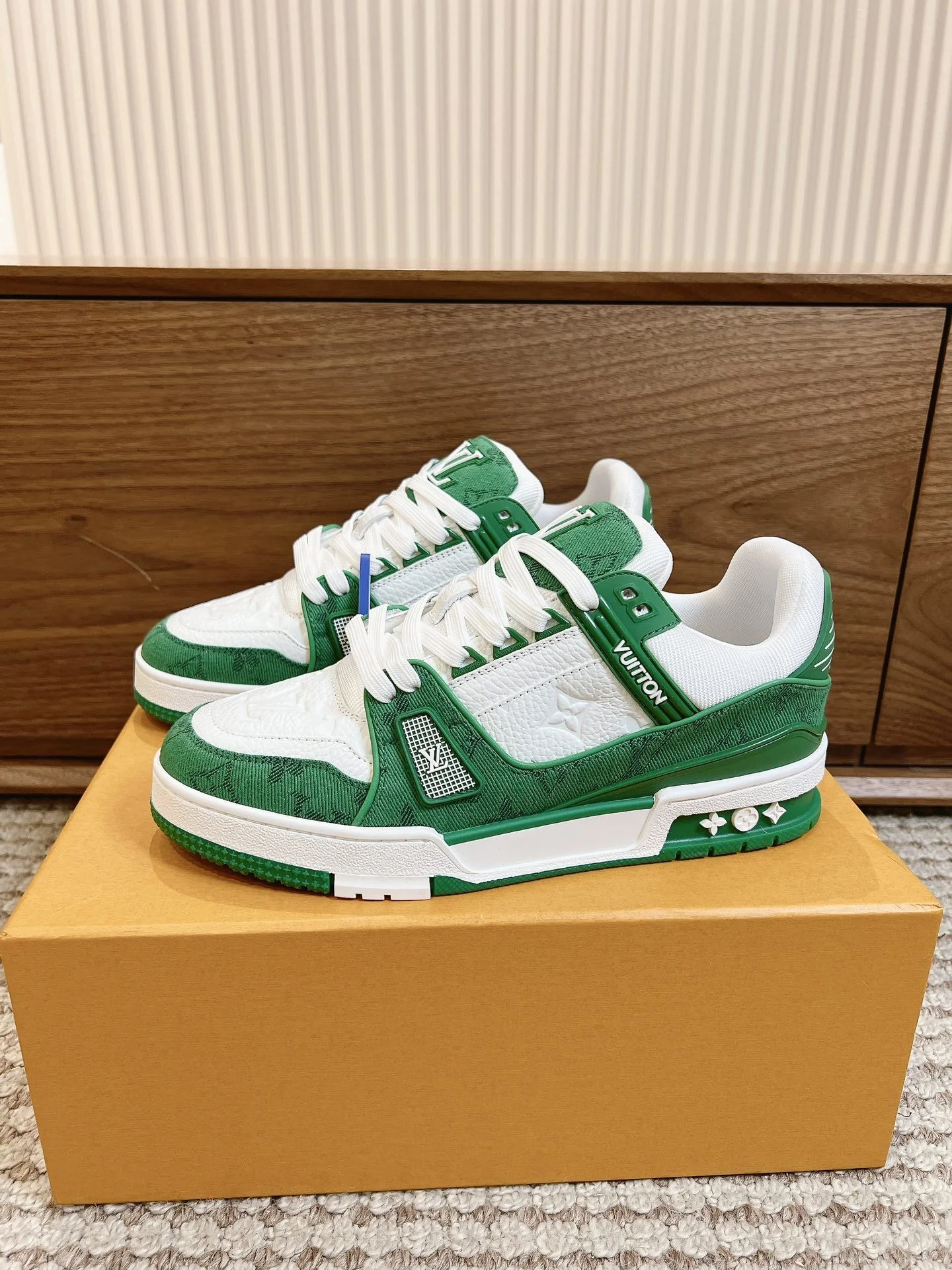 Packable Louis Vuitton Trainer Sneaker 31433