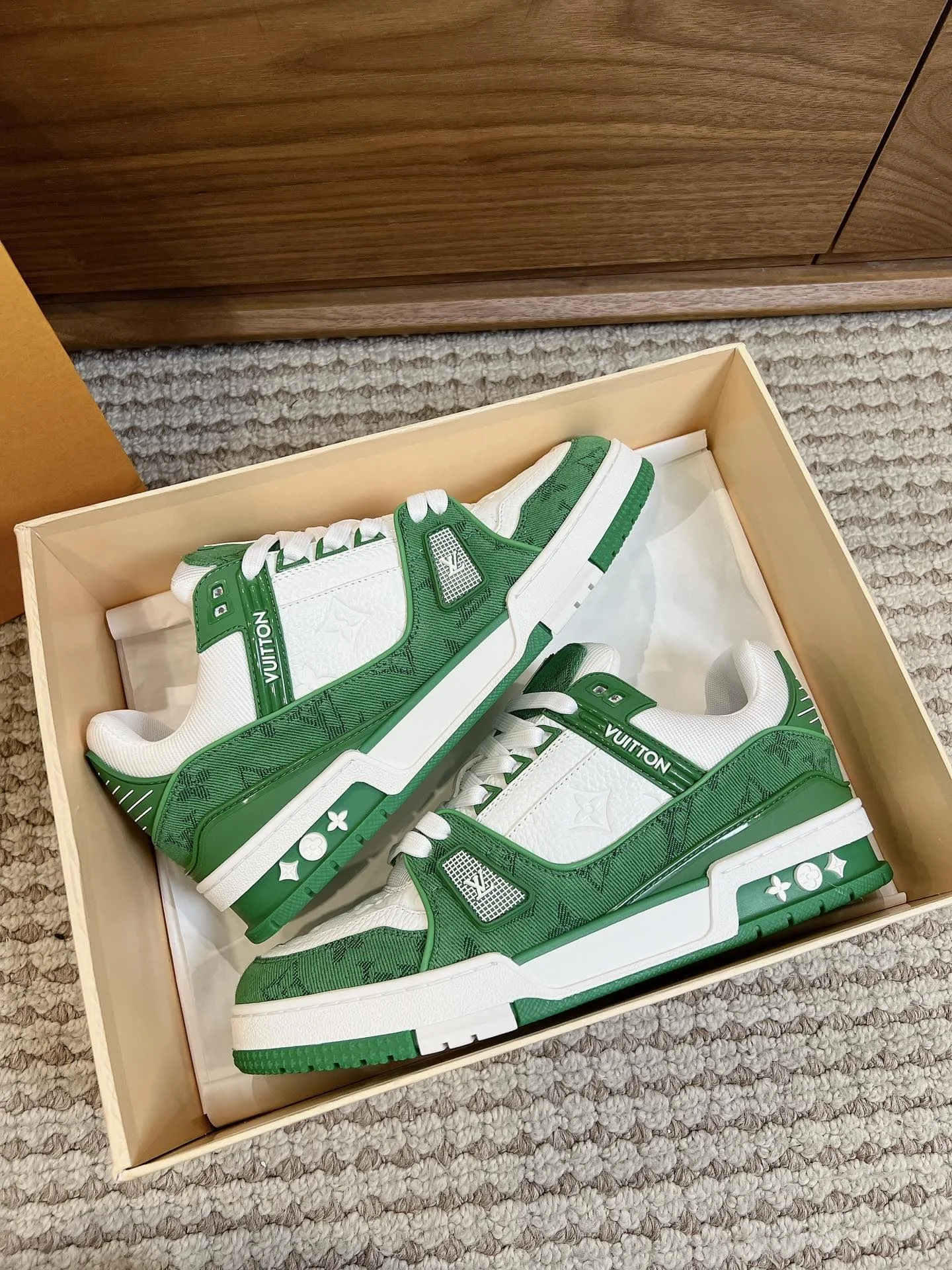 Packable Louis Vuitton Trainer Sneaker 31433
