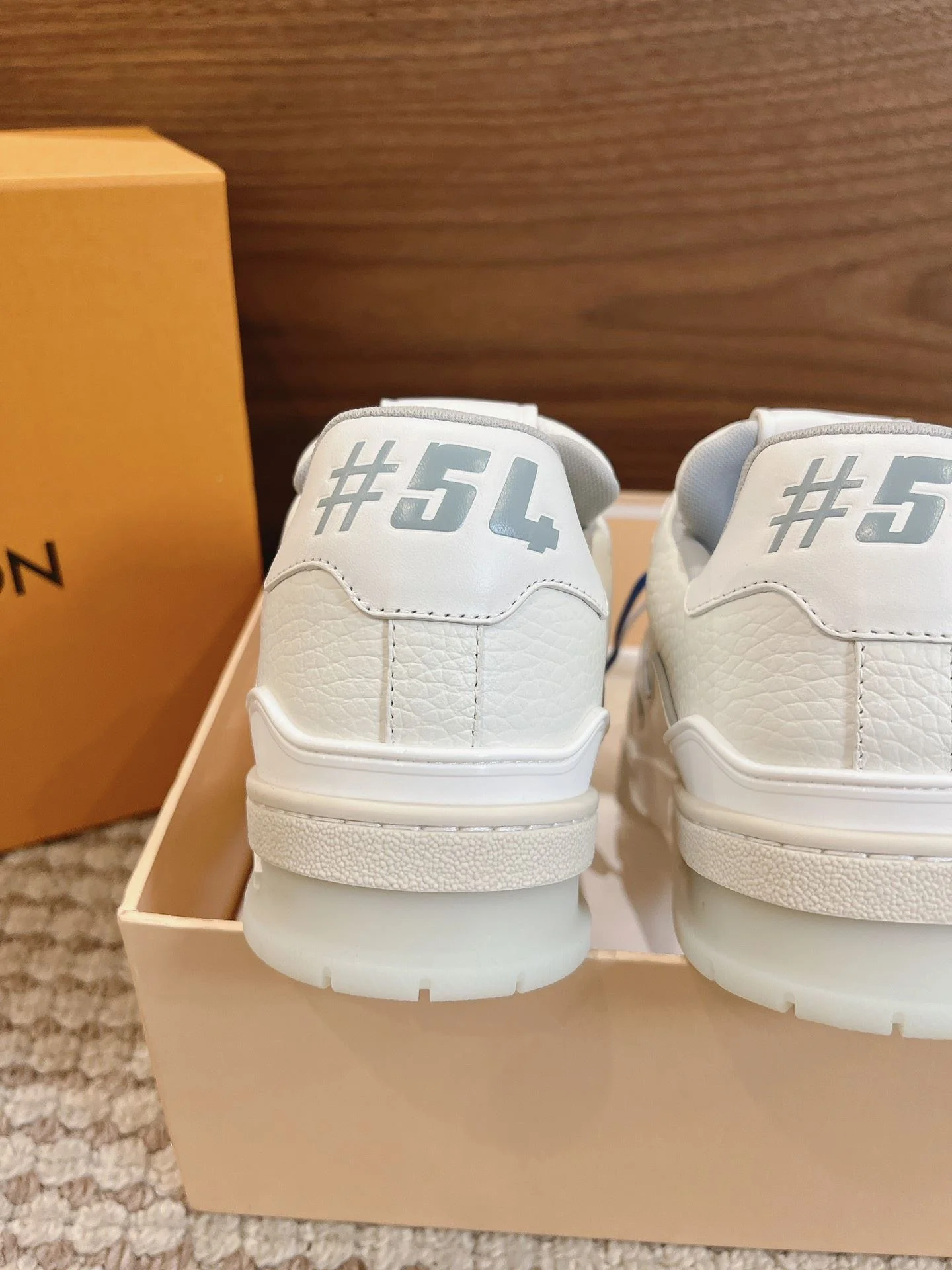 Functional Louis Vuitton Trainer Sneaker 31417