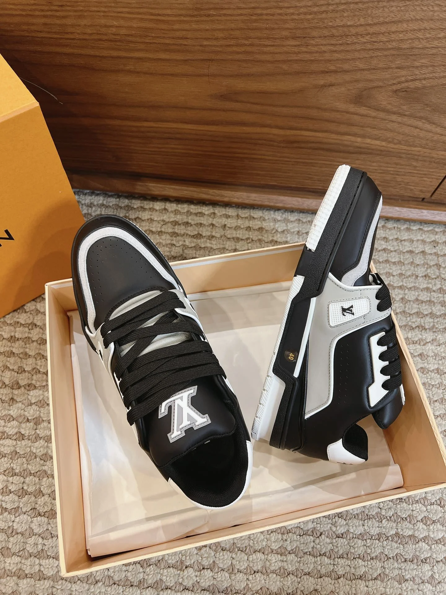 OdorResistant Louis Vuitton Trainer Sneaker 31427