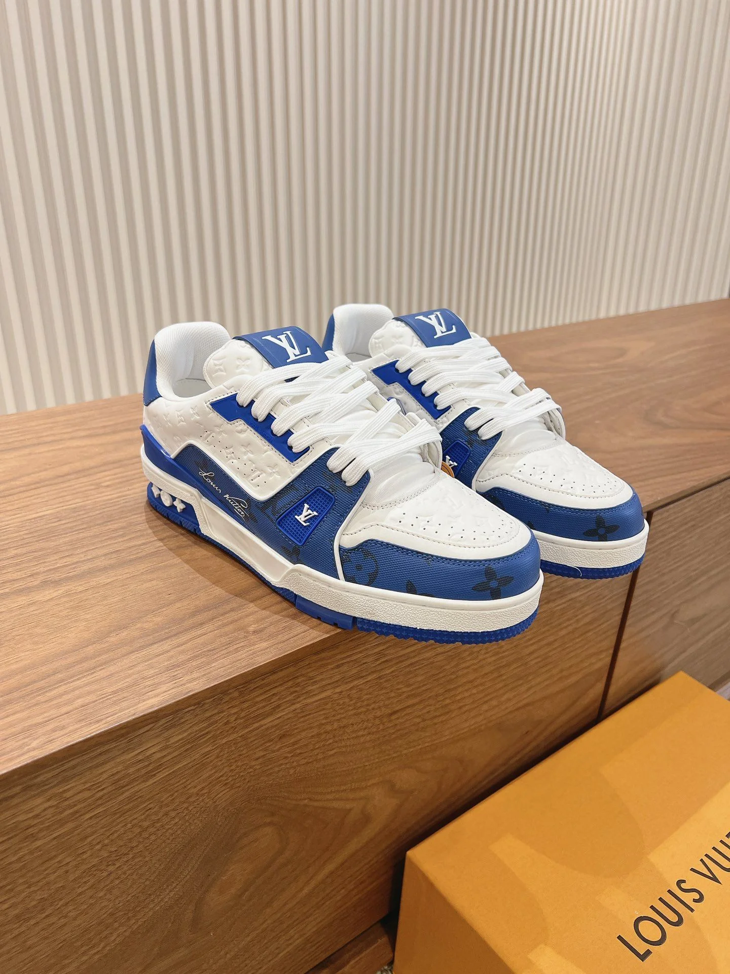 Louis Vuitton Trainer Sneaker Sustainable 31425