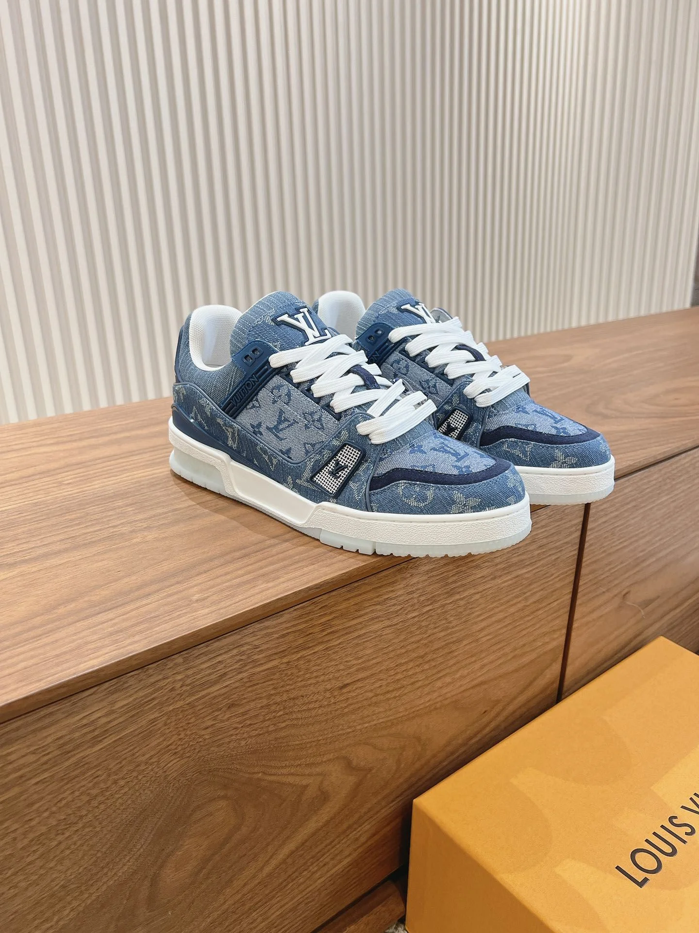 FlexibleFit Louis Vuitton Trainer Sneaker 31409