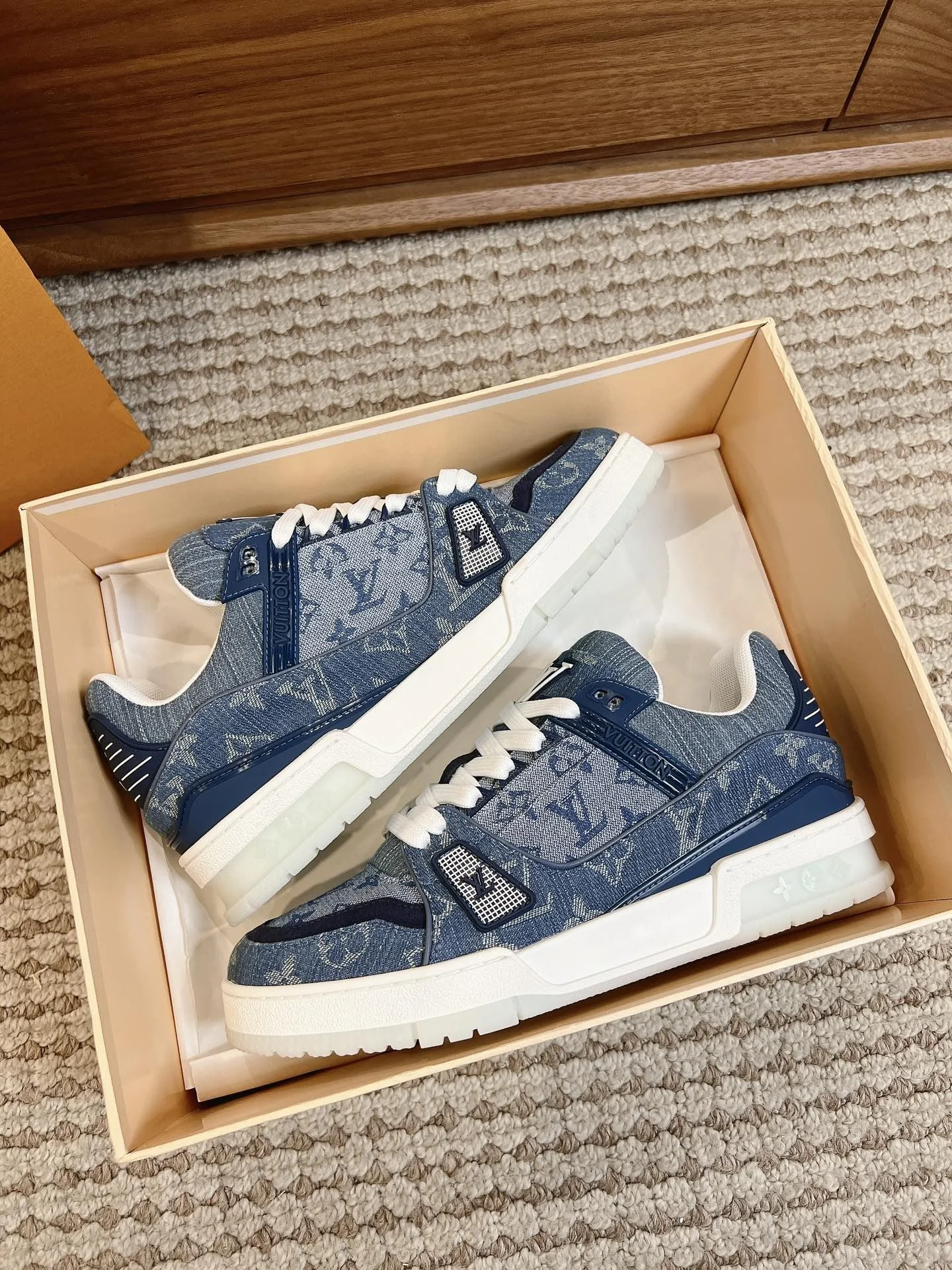FlexibleFit Louis Vuitton Trainer Sneaker 31409